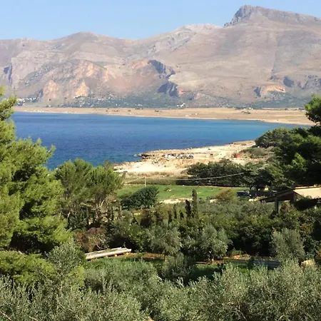 Paradiso Riserva Naturale Monte Cofano Villa